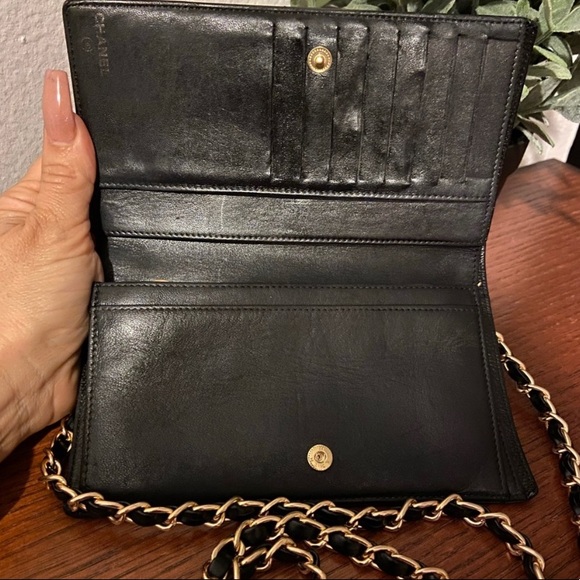 ⚜️🖤 Chanel Timeless Wallet on a Chain WOC Revamp Crossbody Caviar Leather - Picture 6 of 9